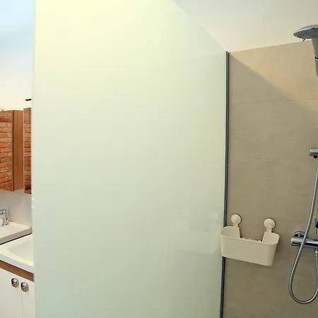 Little House شقة بتوي