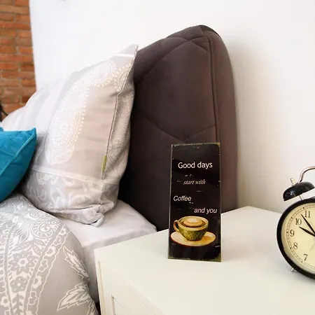 Little House بتوي