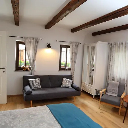 Little House شقة بتوي