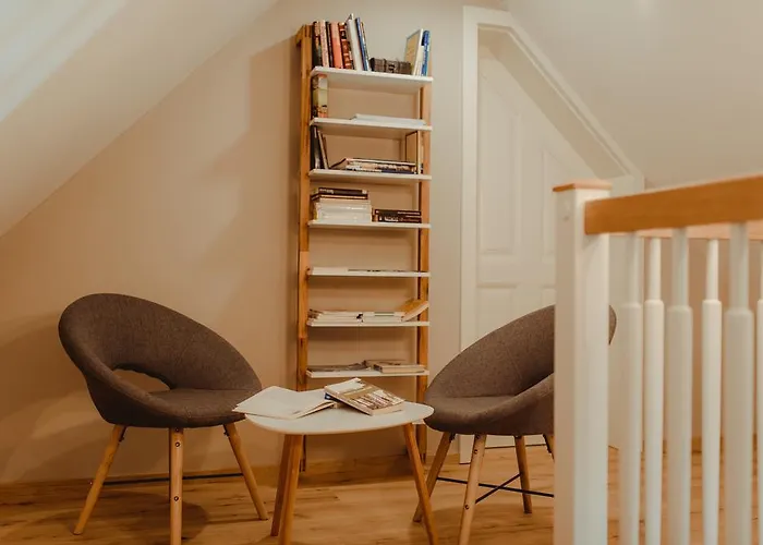 아파트 Little House